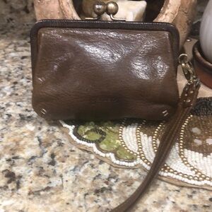 Genten Leather Kiss Lock Coin Pouch/ Wristlet
